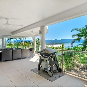 Holiday home Island Point 1, Port Douglas